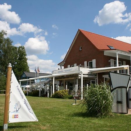 Ferienzentrum Yachthafen Rechlin Buitenkant foto