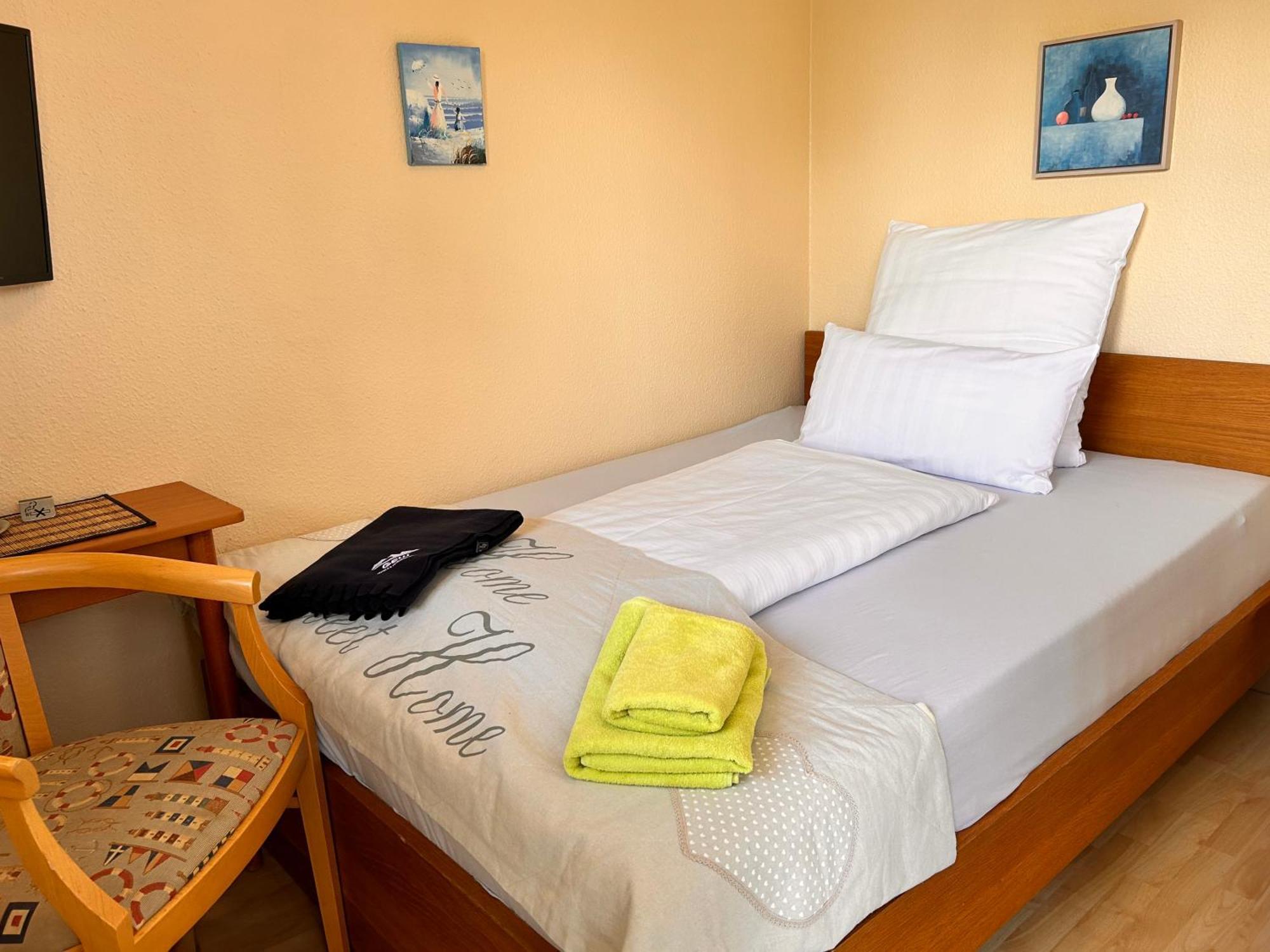 Ferienzentrum Yachthafen Rechlin Buitenkant foto