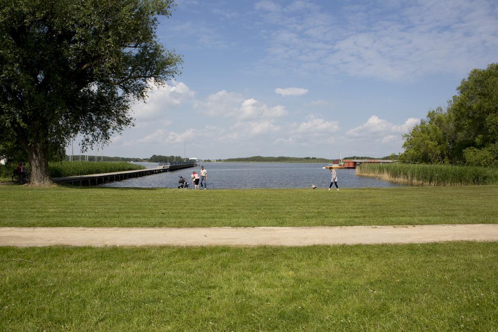 Ferienzentrum Yachthafen Rechlin Buitenkant foto
